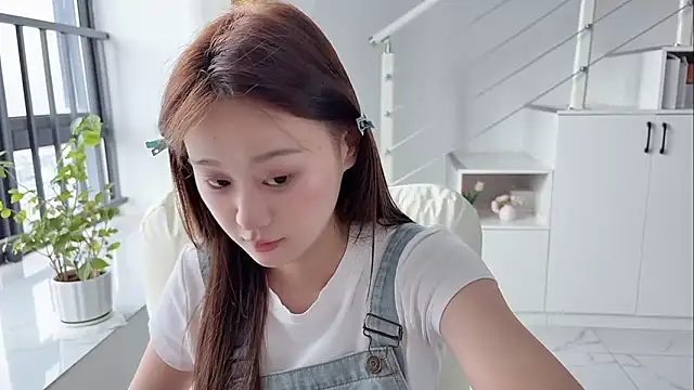 Cassie-20 online show from October 19, 2025, 2:01 am