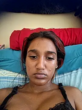 Snapshot of indianpink_lips chatting on February 5, 2026, 12:32 pm indianpink lips online show from February 5, 2026, 12:32 pm