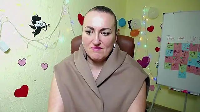 Snapshot of DianaMGG chatting on February 27, 2025, 12:13 pm DianaMGG online show from February 27, 2025, 12:13 pm