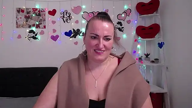 Snapshot of DianaMGG chatting on March 2, 2025, 3:27 pm DianaMGG online show from March 2, 2025, 3:27 pm