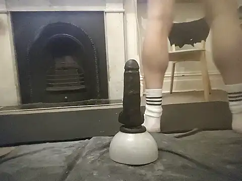 Snapshot of MystiqueRider chatting on October 18, 2025, 3:02 pm MystiqueRider online show from October 18, 2025, 3:02 pm