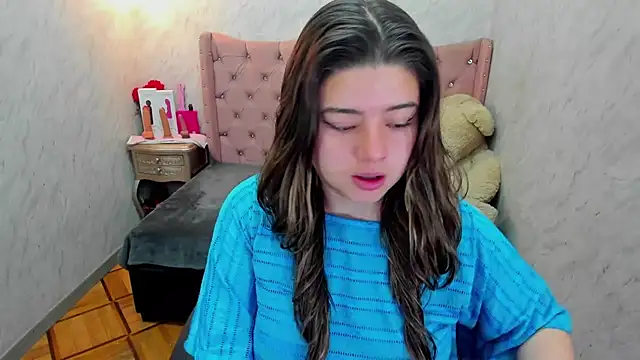 Snapshot of Lianngrace chatting on January 17, 2026, 11:48 am Lianngrace online show from January 17, 2026, 11:48 am