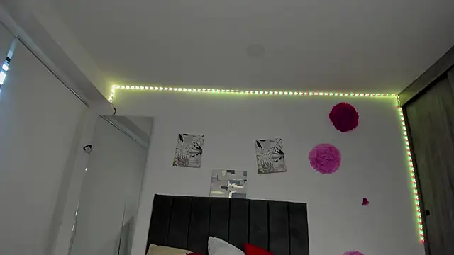 Snapshot of ZahraRose chatting on March 4, 2025, 11:51 am ZahraRose online show from March 4, 2025, 11:51 am