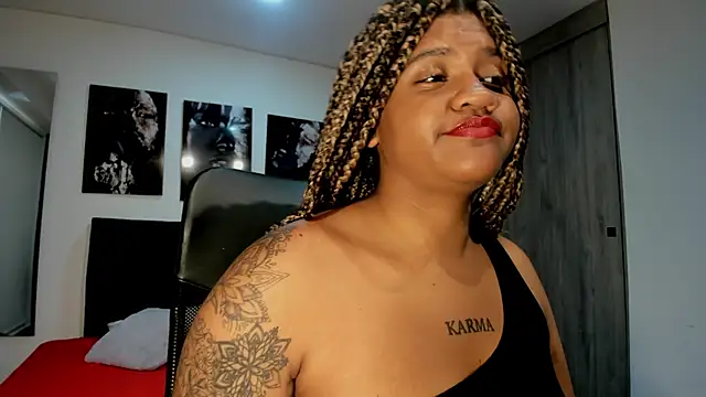 Snapshot of ZahraRose chatting on September 17, 2025, 6:42 pm ZahraRose online show from September 17, 2025, 6:42 pm