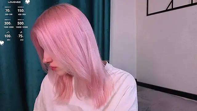 EdlaHewell online show from January 16, 2026, 1:09 am