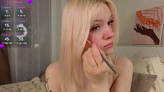 EdlaHewell online show from February 15, 2026, 1:24 am