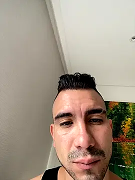 K cique online show from September 27, 2025, 3:28 pm