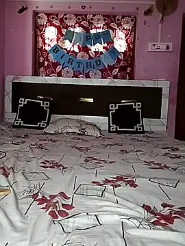 Snapshot of srijashemale chatting on September 9, 2025, 5:18 am srijashemale online show from September 9, 2025, 5:18 am