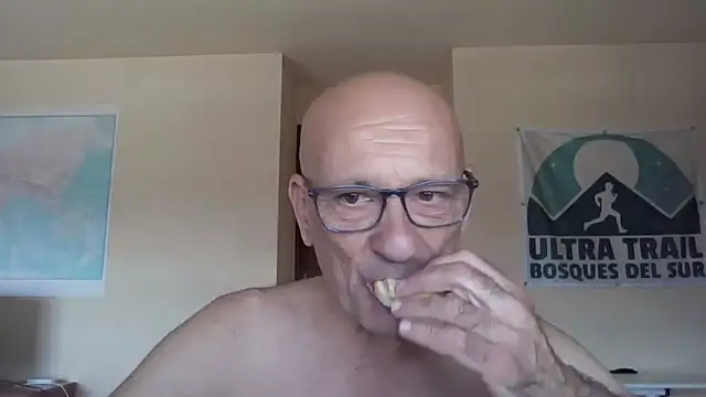 Snapshot of llopaco chatting on September 13, 2025, 11:10 am llopaco online show from September 13, 2025, 11:10 am