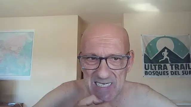 Snapshot of llopaco chatting on September 14, 2025, 9:52 am llopaco online show from September 14, 2025, 9:52 am