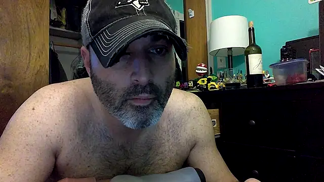 Snapshot of Novabear6996 chatting on February 20, 2025, 4:39 am Novabear6996 online show from February 20, 2025, 4:39 am