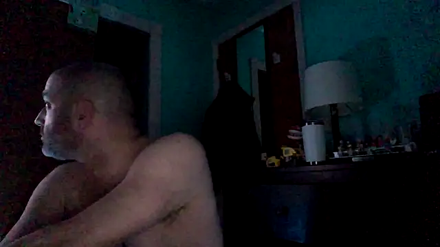 Snapshot of Novabear6996 chatting on February 24, 2025, 7:55 am Novabear6996 online show from February 24, 2025, 7:55 am
