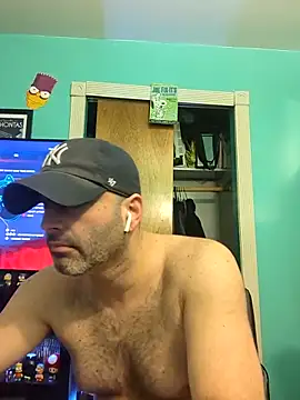 Snapshot of Novabear6996 chatting on March 19, 2025, 12:04 am Novabear6996 online show from March 19, 2025, 12:04 am