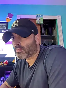 Snapshot of Novabear6996 chatting on October 1, 2025, 2:12 pm Novabear6996 online show from October 1, 2025, 2:12 pm