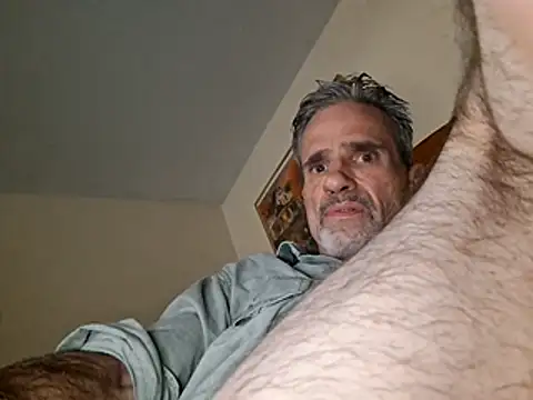 Billgreen69 online show from May 26, 2026, 5:47 am