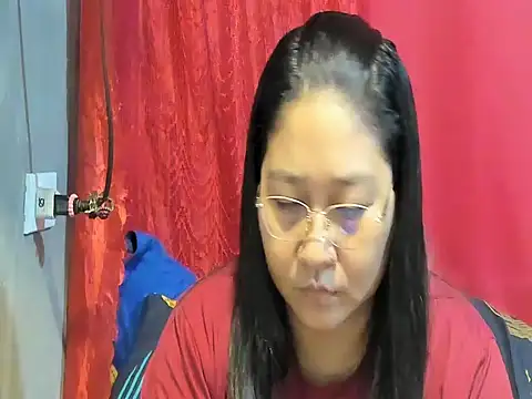 hotchubby88 online show from May 5, 2026, 12:18 am