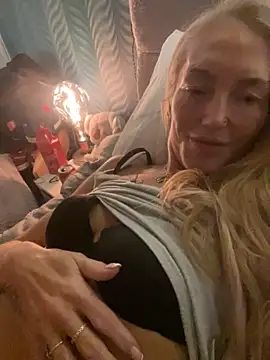 Fiery Blonde LexiX online show from October 29, 2025, 11:17 pm