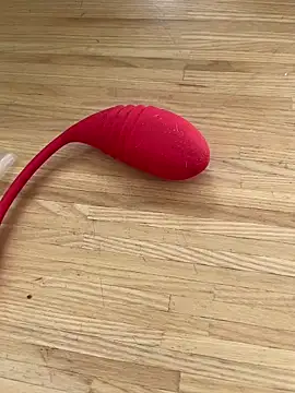 JUSTINEANGELA69 online show from April 28, 2026, 1:49 pm