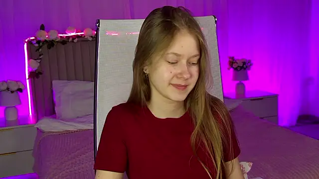 EveMundie online show from February 14, 2026, 12:46 pm