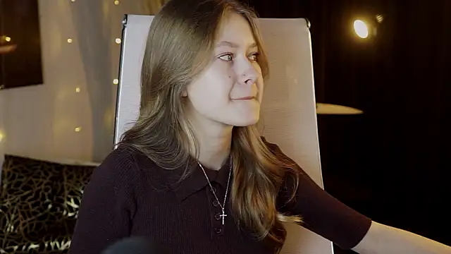 EveMundie online show from March 10, 2026, 10:20 am