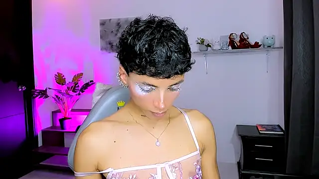 nilam valker online show from October 26, 2025, 2:17 am