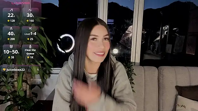 Snapshot of Ivanna_West chatting on September 26, 2025, 10:30 am Ivanna West online show from September 26, 2025, 10:30 am