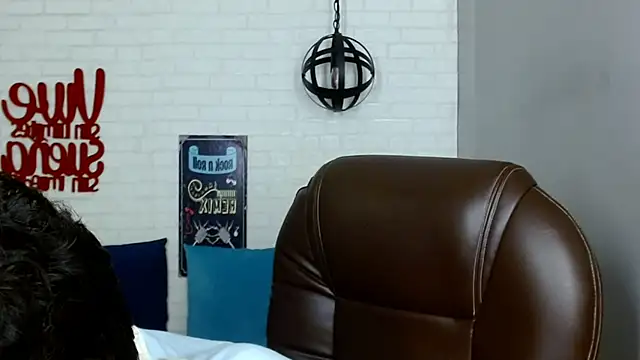 Snapshot of Martin_Linares chatting on February 19, 2025, 4:33 pm Martin Linares online show from February 19, 2025, 4:33 pm