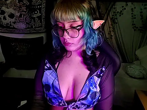 blue katt online show from October 4, 2025, 9:57 pm