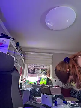 sexymelli18 online show from October 7, 2025, 5:43 pm