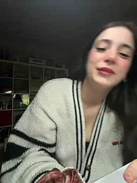Snapshot of sexymelli18 chatting on April 6, 2026, 6:53 pm sexymelli18 online show from April 6, 2026, 6:53 pm
