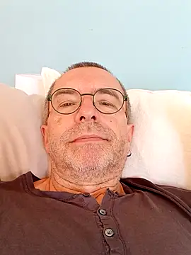 Snapshot of Xavspank2 chatting on September 29, 2025, 9:25 am Xavspank2 online show from September 29, 2025, 9:25 am