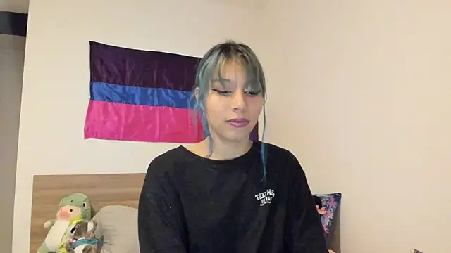 Snapshot of sweet_Amy0 chatting on March 17, 2025, 12:30 am sweet Amy0 online show from March 17, 2025, 12:30 am