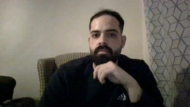 guccititi online show from March 7, 2026, 2:30 am