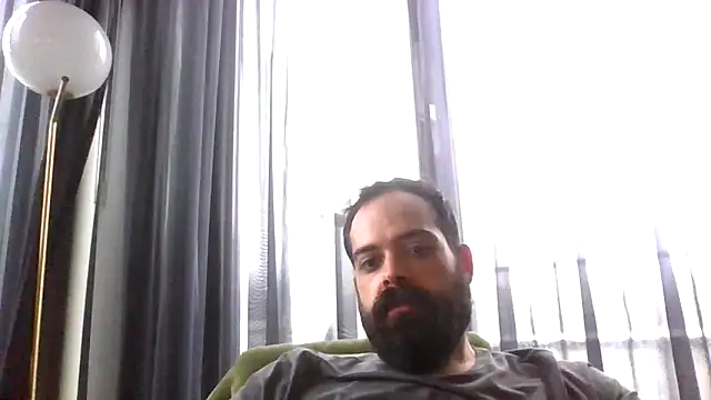 guccititi online show from April 14, 2026, 8:26 pm