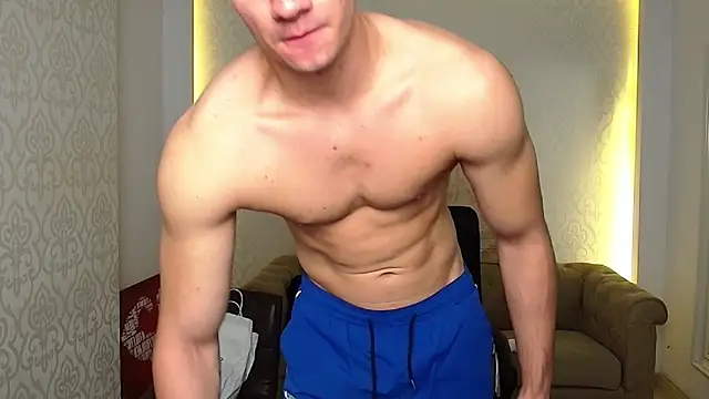 Snapshot of MaxKaiden chatting on October 4, 2025, 4:32 am MaxKaiden online show from October 4, 2025, 4:32 am