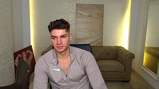 Snapshot of MaxKaiden chatting on October 5, 2025, 4:44 am MaxKaiden online show from October 5, 2025, 4:44 am