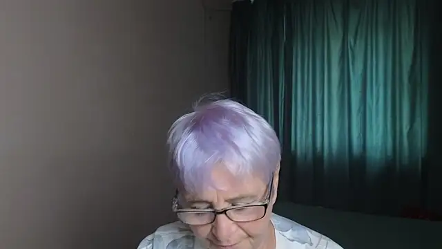 Snapshot of Sandra_Snowflake chatting on October 10, 2025, 11:53 am Sandra Snowflake online show from October 10, 2025, 11:53 am