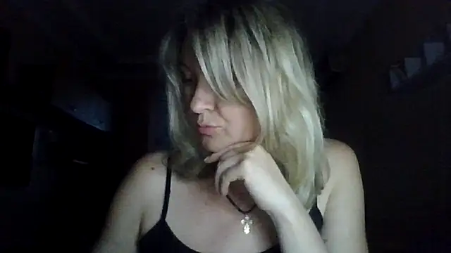 Mary888x online show from June 21, 2026, 6:32 pm