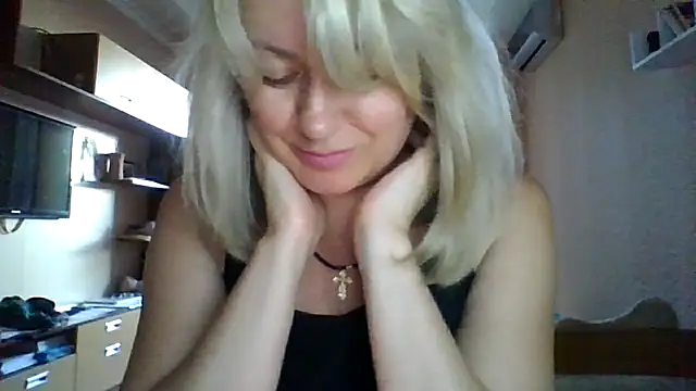 Mary888x online show from July 30, 2026, 5:23 pm