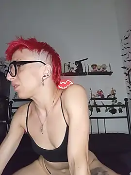 MirianaB online show from July 8, 2026, 3:27 pm