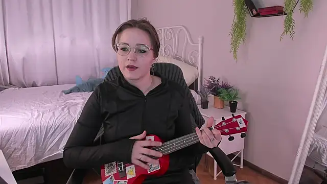 Rada Woods online show from March 19, 2025, 1:32 am