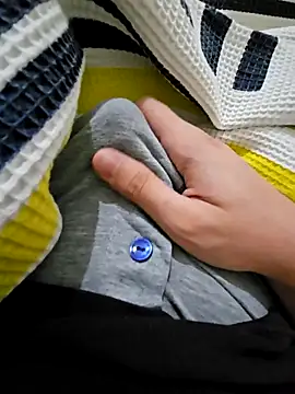 Snapshot of skiciyunis chatting on September 18, 2025, 7:05 pm skiciyunis online show from September 18, 2025, 7:05 pm