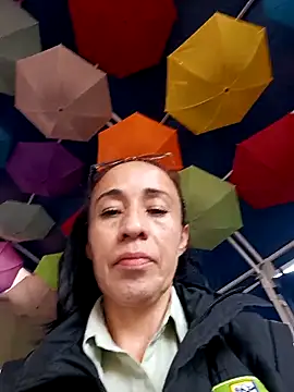 Coeur de luxure online show from December 18, 2025, 3:40 pm