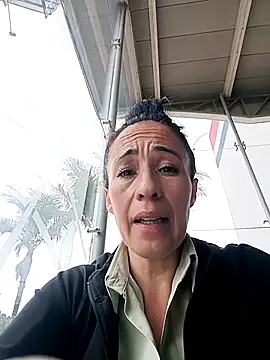 Coeur de luxure online show from February 8, 2026, 3:37 pm