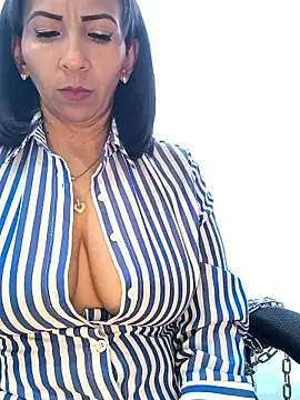 Mrsvictoriaaa online show from February 28, 2026, 7:26 pm