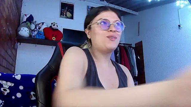 Emily  katz online show from March 18, 2025, 6:48 pm