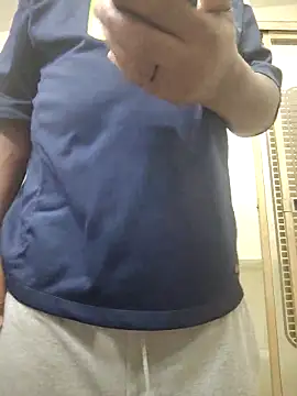 Snapshot of KingSlim56 chatting on October 11, 2025, 2:15 pm KingSlim56 online show from October 11, 2025, 2:15 pm