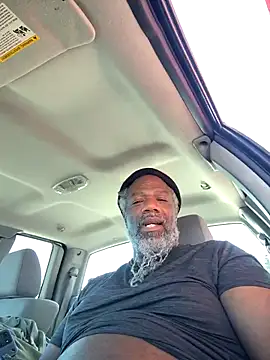 Snapshot of KingSlim56 chatting on October 13, 2025, 7:03 pm KingSlim56 online show from October 13, 2025, 7:03 pm