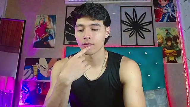 LiamAndrewzz online show from March 24, 2026, 3:33 am