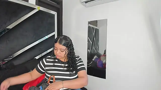 Rubyxht online show from November 28, 2025, 12:30 pm